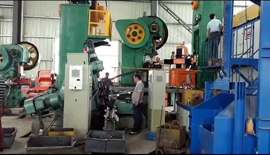 建筑五金件锻造自动化工业机器人集成应用视频